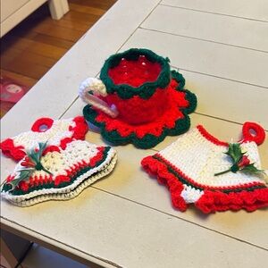Vintage Hand Crochet Kitchen Set Potholders & Teacup Cozy Christmas Retro Decor